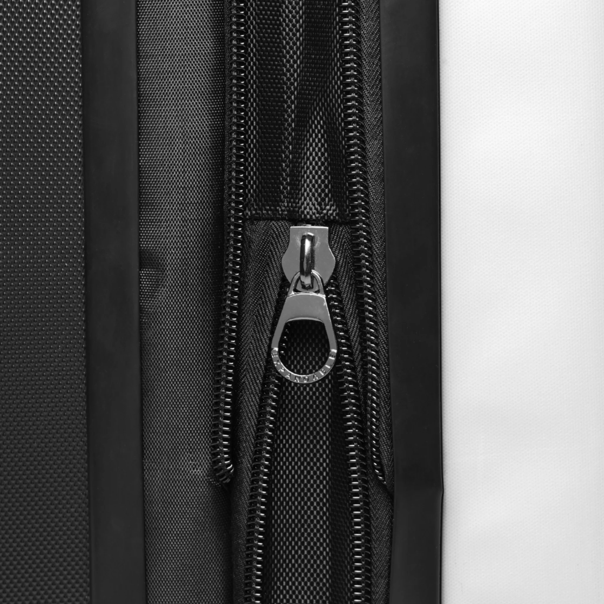 Arkham Official Travel Suitcase - Image 12