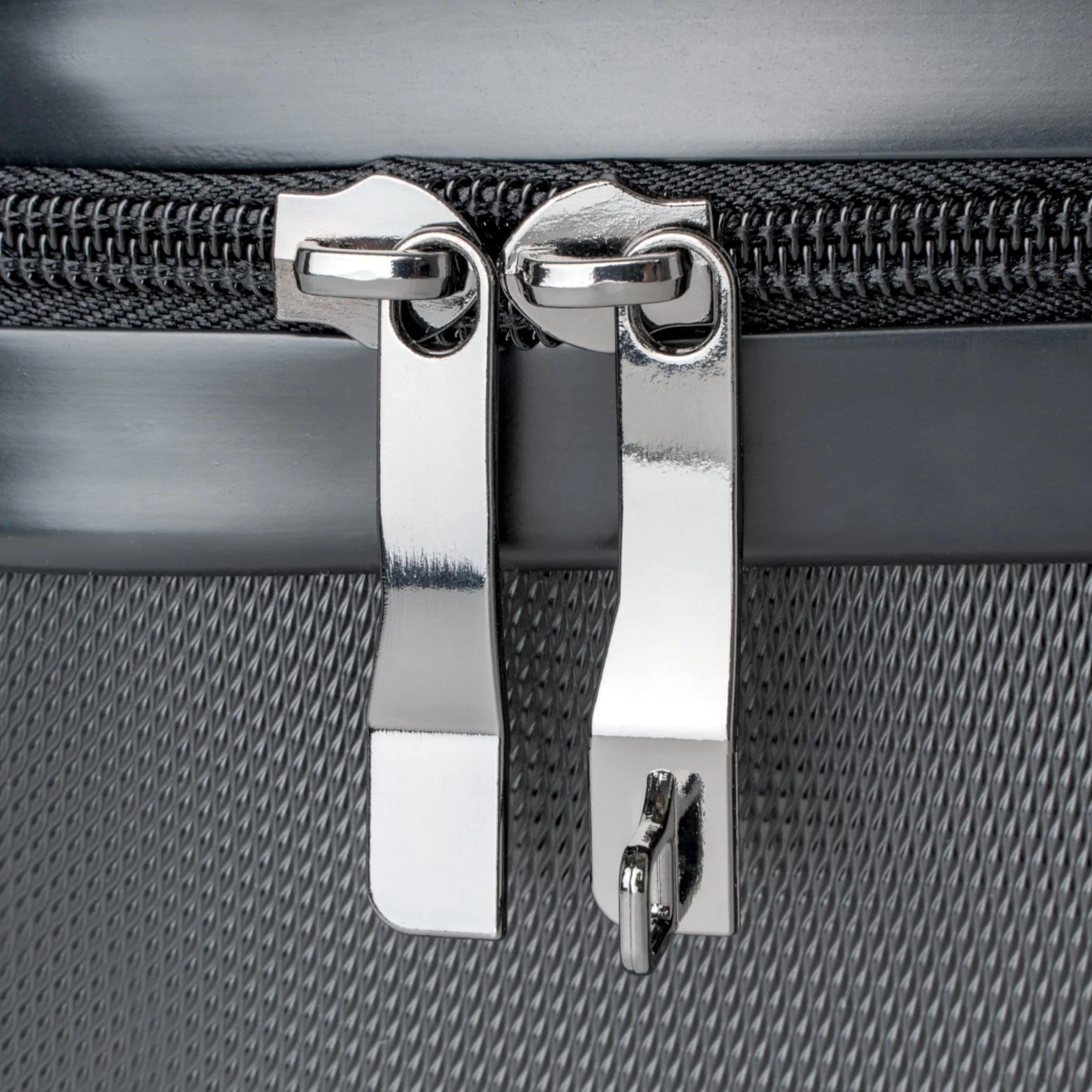 Arkham Official Travel Suitcase - Image 19