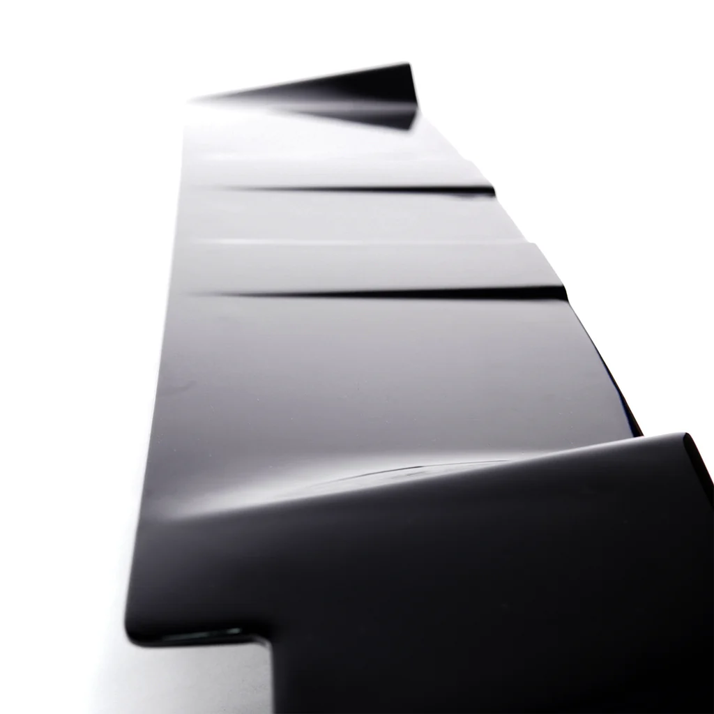 Defender L663 Gloss Black Rear Spoiler - Image 5