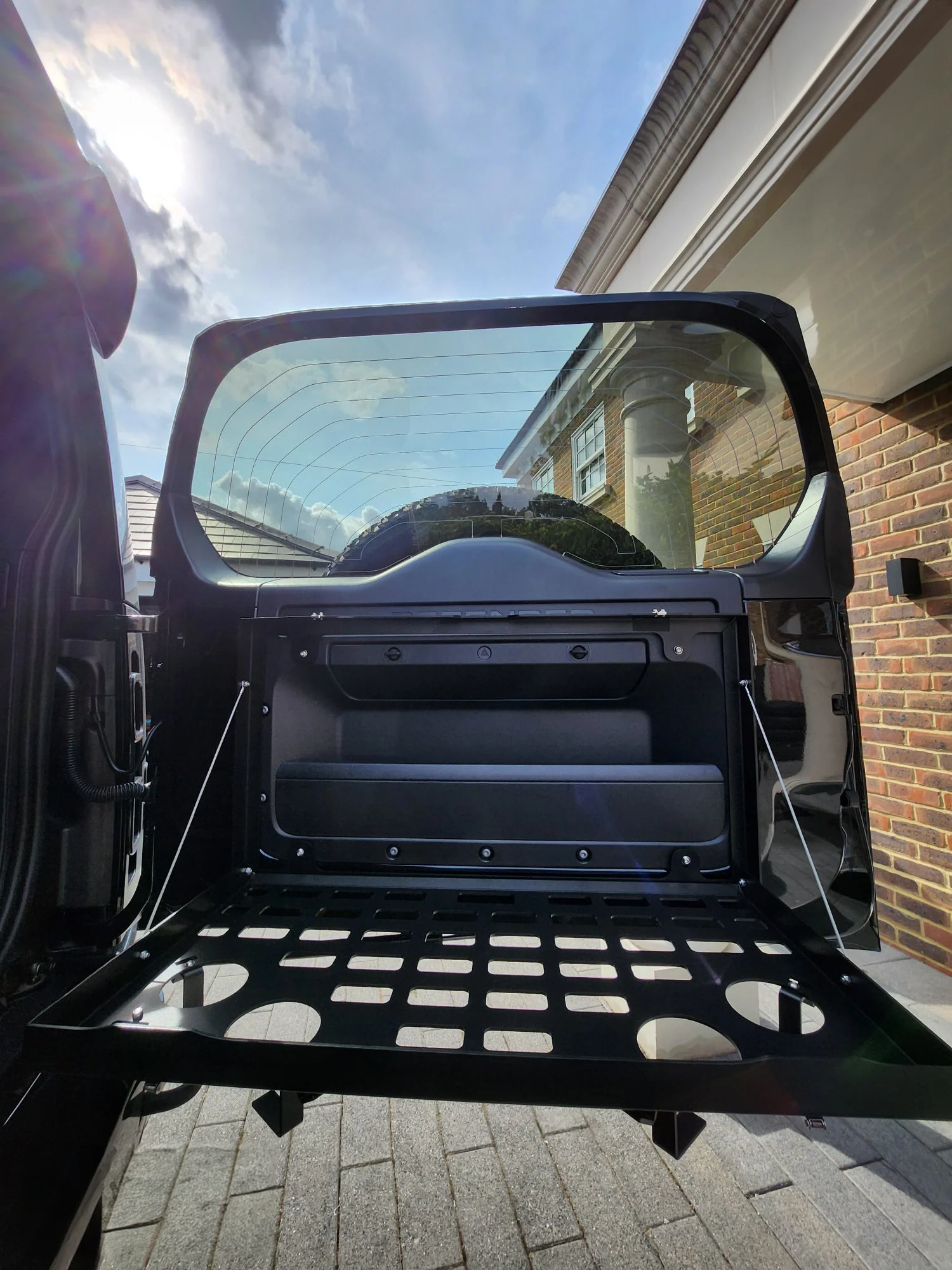 Defender L663 Tailgate Table / Rear Door Table - Image 2