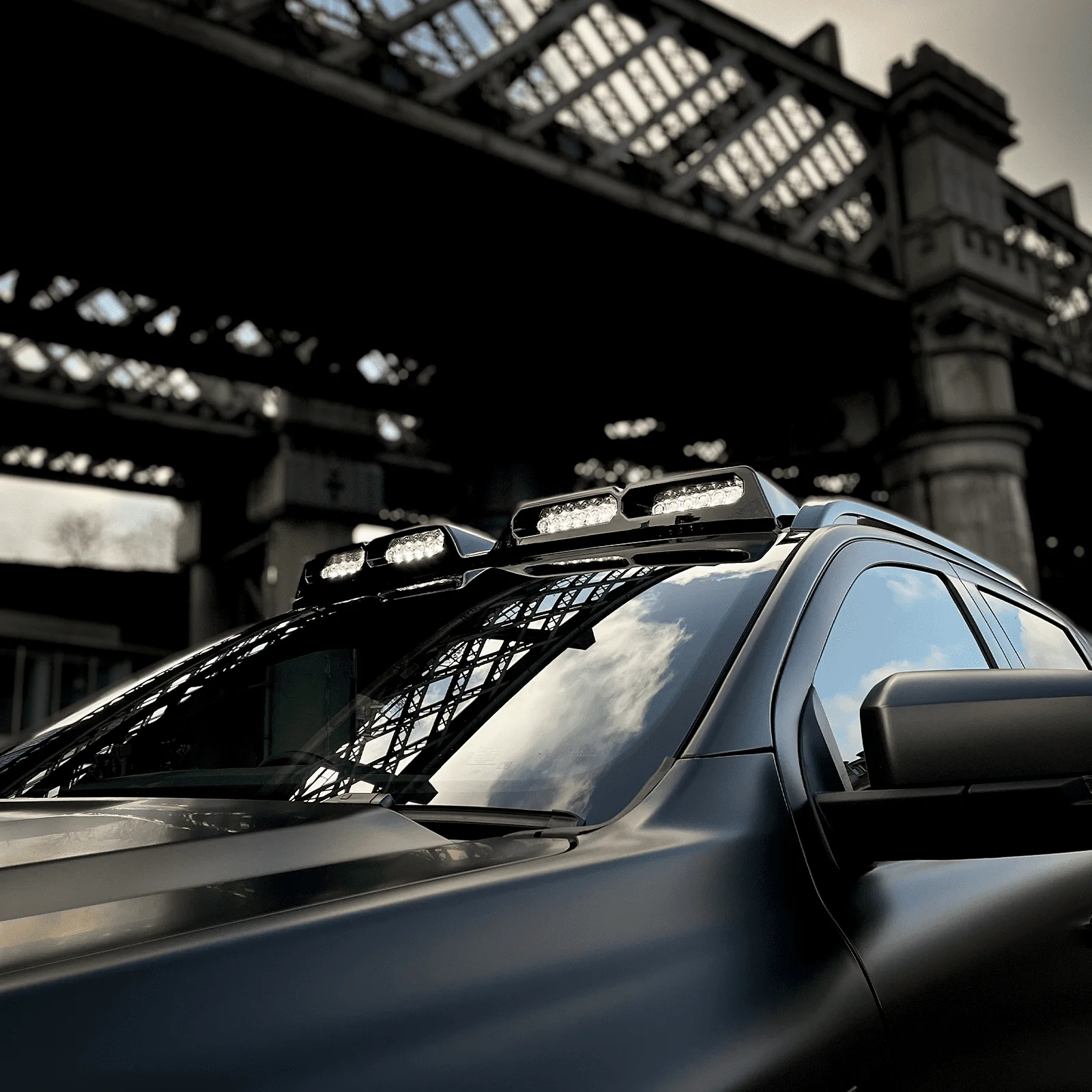Ranger T9 Gloss Black Roof Light Pod Kit - Image 3